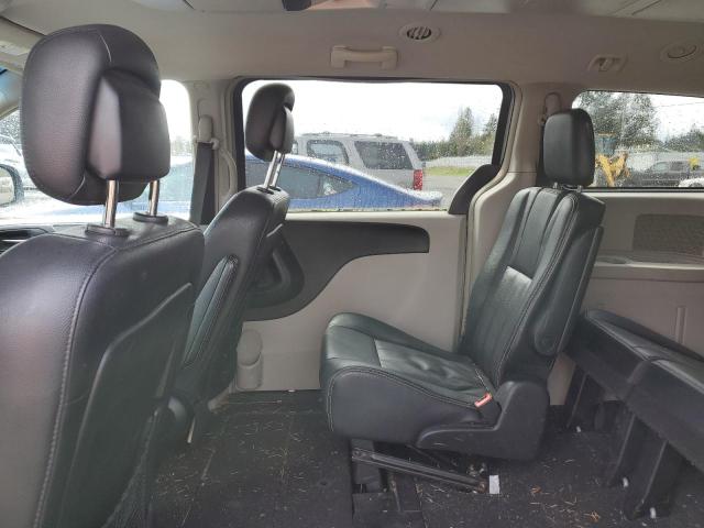 Photo 11 from auction – 2014 CHRYSLER TOWN & COU with VIN 2C4RC1BGXER217146