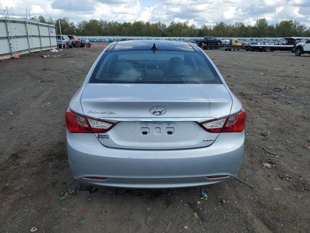 Photo 6 from auction – 2012 HYUNDAI SONATA SE with VIN 5NPEC4AC7CH314605