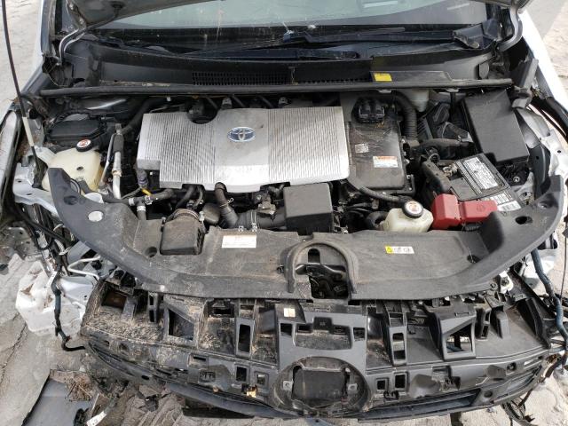 Photo 11 from auction – 2017 TOYOTA PRIUS with VIN JTDKARFUXH3045381