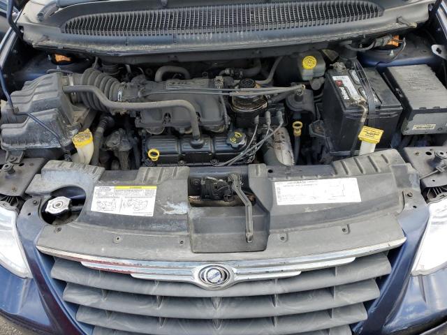 Photo 12 from auction – 2005 CHRYSLER TOWN & COU with VIN 2C8GP54L75R211476