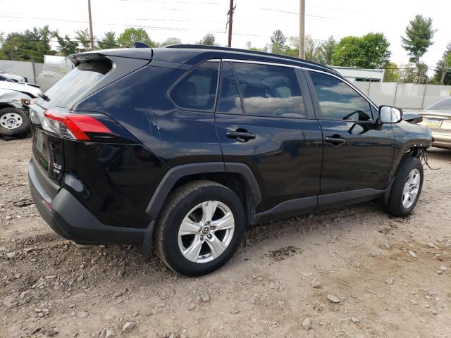 Photo 3 from auction – 2019 TOYOTA RAV4 XLE with VIN JTMP1RFV5KD020940
