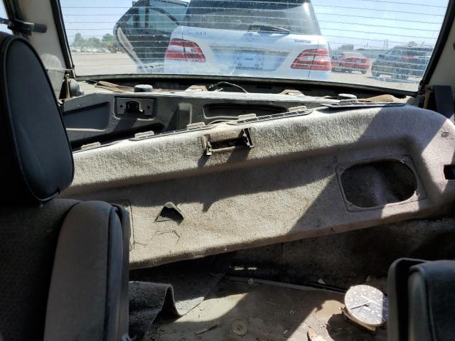 Photo 10 from auction – 1987 BMW 325 IS with VIN WBAAA1305H2320429