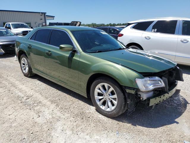 Photo 4 from auction – 2018 CHRYSLER 300 TOURIN with VIN 2C3CCAAG1JH340975