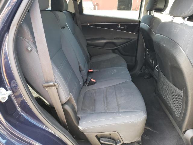Photo 11 from auction – 2016 KIA SORENTO LX with VIN 5XYPGDA36GG110789
