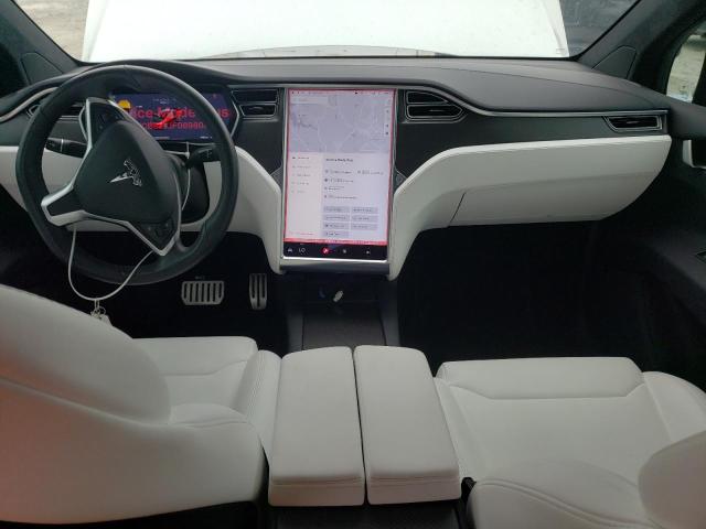 Photo 8 from auction – 2018 TESLA MODEL X with VIN 5YJXCBE2XJF089803