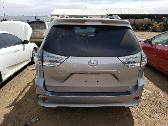 Photo 6 from auction – 2017 TOYOTA SIENNA SE with VIN 5TDXZ3DC2HS781591