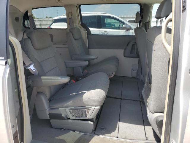 Photo 11 from auction – 2010 CHRYSLER TOWN & COU with VIN 2A4RR5D16AR305016