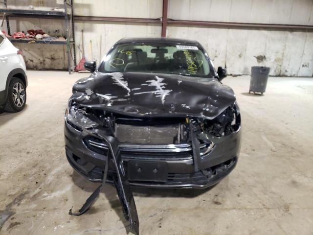 Photo 5 from auction – 2017 FORD FUSION SE with VIN 3FA6P0H75HR375391