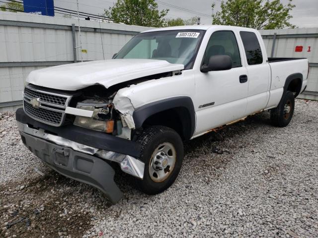 CHEVROLET SILVERADO 2005 with VIN 1GCHC29U85E106654 - Photo from auction