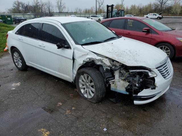 Photo 4 from auction – 2014 CHRYSLER 200 TOURIN with VIN 1C3CCBBB6EN120253
