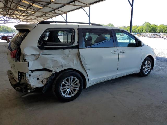 Photo 3 from auction – 2011 TOYOTA SIENNA XLE with VIN 5TDYK3DC9BS071488