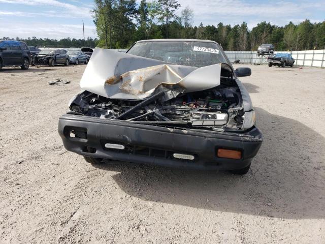 Photo 5 from auction – 1990 TOYOTA COROLLA DL with VIN 1NXAE94A2LZ117259