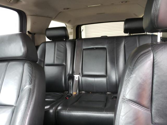 Photo 10 from auction – 2008 CHEVROLET SUBURBAN K with VIN 3GNFK16358G172664