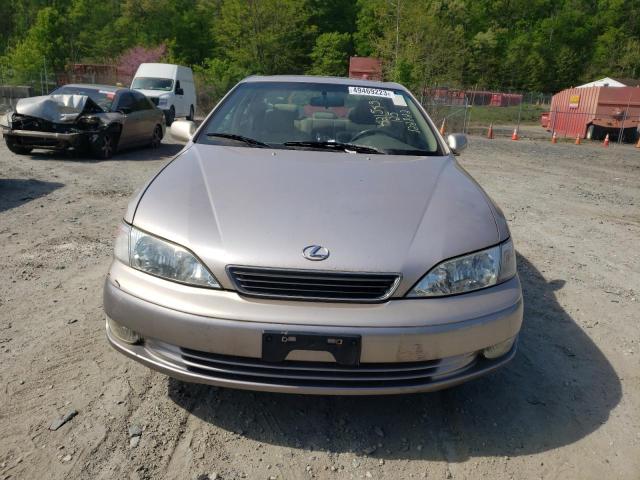 Photo 5 from auction – 1998 LEXUS ES 300 with VIN JT8BF28GXW5037796