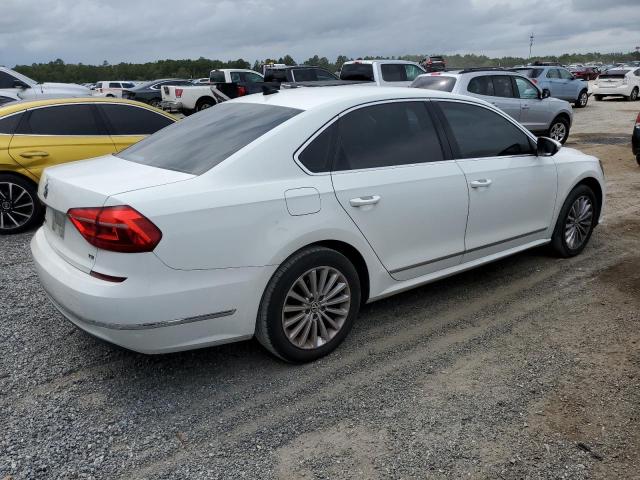 Photo 3 from auction – 2016 VOLKSWAGEN PASSAT SE with VIN 1VWBT7A33GC024221