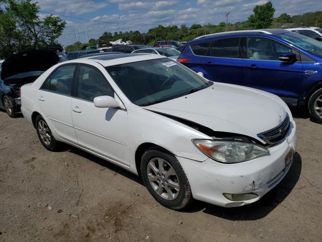 Photo 4 from auction – 2004 TOYOTA CAMRY LE with VIN JTDBE32K940263040