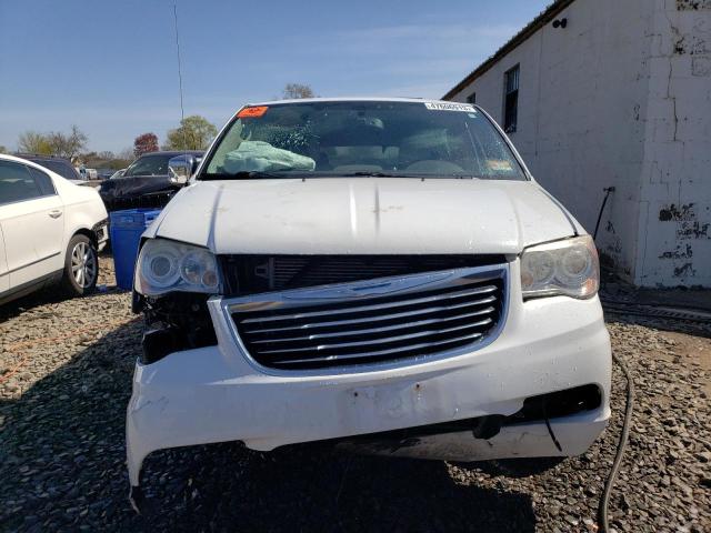 Photo 5 from auction – 2013 CHRYSLER TOWN & COU with VIN 2C4RC1GG4DR818690