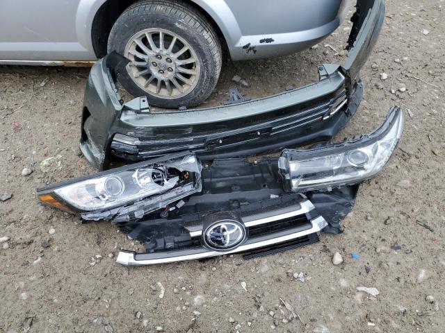 Photo 13 from auction – 2018 TOYOTA HIGHLANDER with VIN 5TDDZRFH9JS873379