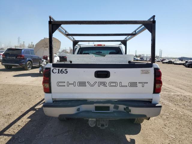 Photo 6 from auction – 2004 CHEVROLET SILVERADO with VIN 1GCHC24U94E371816