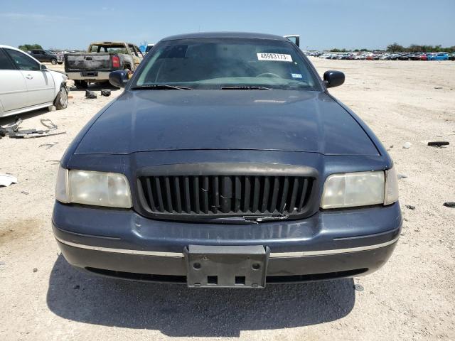 Photo 5 from auction – 2000 FORD CROWN VICT with VIN 2FAFP71W9YX165176