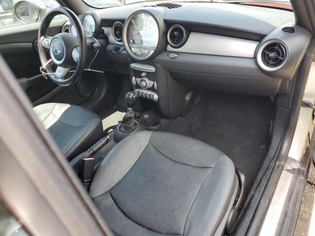 Photo 8 from auction – 2010 MINI COOPER with VIN WMWMR3C57ATU98548