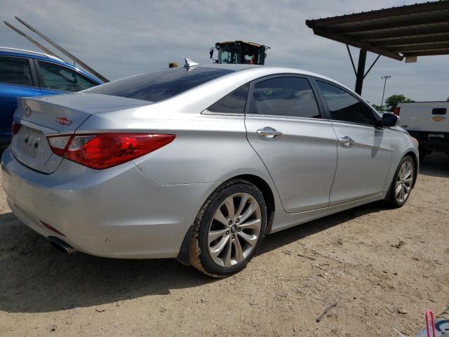 Photo 3 from auction – 2013 HYUNDAI SONATA SE with VIN 5NPEC4AC3DH542229