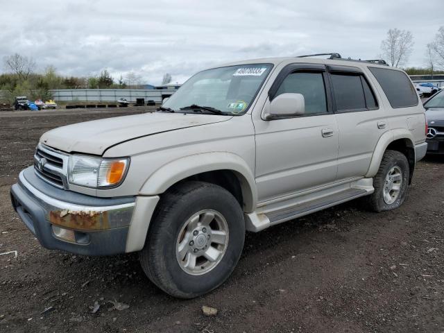 TOYOTA 4RUNNER SR 2000 with VIN JT3HN86RXY0321567 - Photo from auction