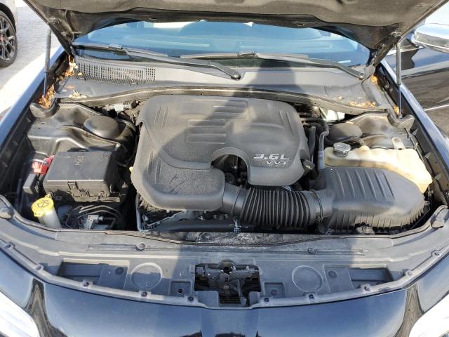 Photo 11 from auction – 2016 CHRYSLER 300C with VIN 2C3CCAKG9GH311554