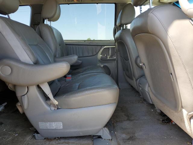Photo 11 from auction – 2010 TOYOTA SIENNA XLE with VIN 5TDDK4CC2AS028602