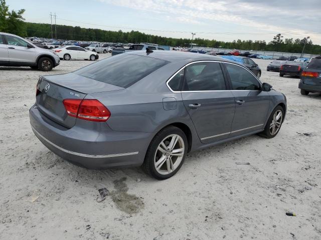 Photo 3 from auction – 2015 VOLKSWAGEN PASSAT SEL with VIN 1VWCV7A30FC027168