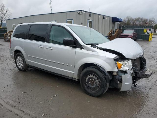 Photo 4 from auction – 2010 CHRYSLER TOWN & COU with VIN 2A4RR4DE4AR108228