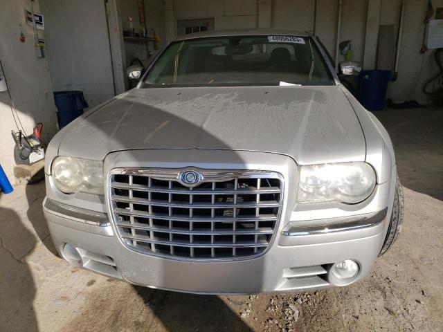 Photo 5 from auction – 2005 CHRYSLER 300C with VIN 2C3AA63H75H171129