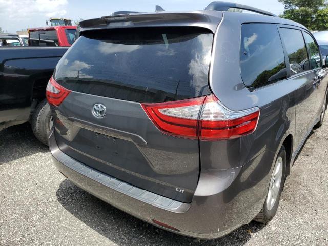 Photo 6 from auction – 2018 TOYOTA SIENNA LE with VIN 5TDKZ3DC3JS949352
