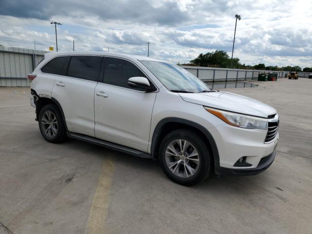 Photo 4 from auction – 2015 TOYOTA HIGHLANDER with VIN 5TDZKRFH4FS060050