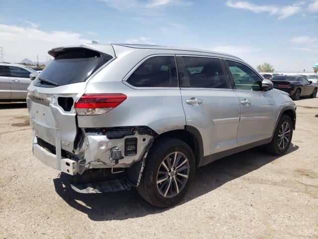 Photo 3 from auction – 2019 TOYOTA HIGHLANDER with VIN 5TDKZRFH9KS559336