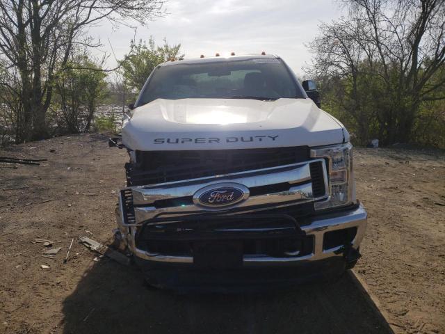 Photo 5 from auction – 2017 FORD F250 SUPER with VIN 1FT7X2B68HEF32019