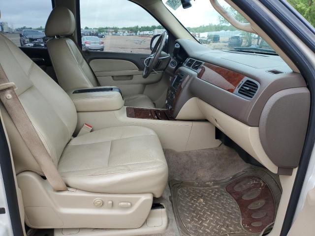 Photo 7 from auction – 2010 CHEVROLET TAHOE C150 with VIN 1GNUCCE06AR184559