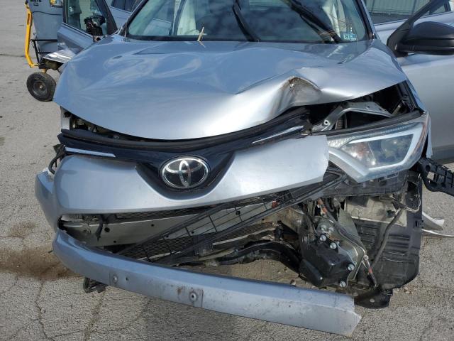 Photo 12 from auction – 2017 TOYOTA RAV4 LE with VIN 2T3BFREV7HW567703