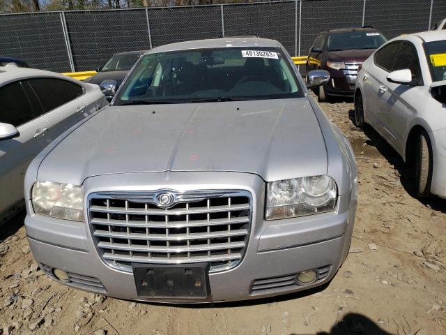 Photo 5 from auction – 2010 CHRYSLER 300 TOURIN with VIN 2C3CA5CV4AH206390