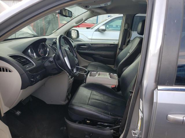 Photo 7 from auction – 2016 CHRYSLER TOWN & COU with VIN 2C4RC1BG2GR231495