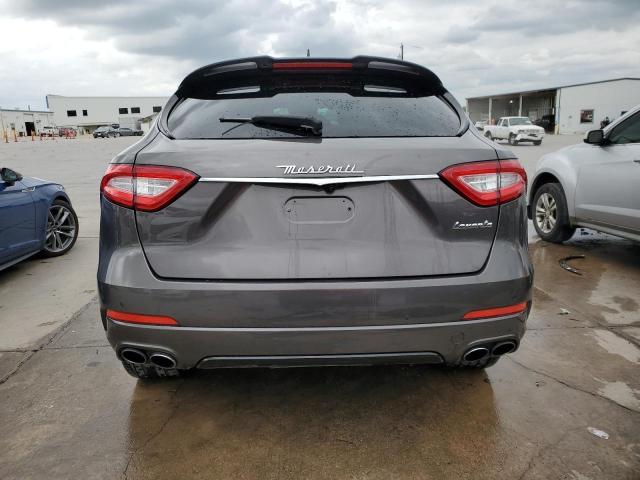 Photo 6 from auction – 2017 MASERATI LEVANTE S with VIN ZN661YUS9HX222491