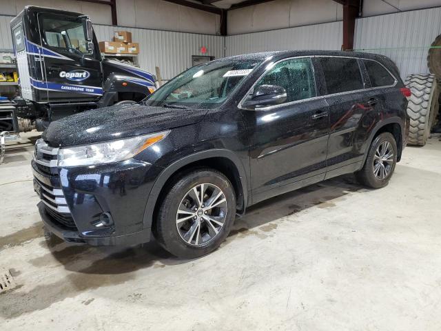 TOYOTA HIGHLANDER 2018 with VIN 5TDBZRFH1JS879720 - Photo from auction