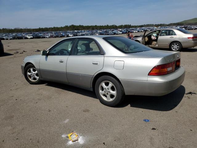 Photo 2 from auction – 1998 LEXUS ES 300 with VIN JT8BF28G3W5030950