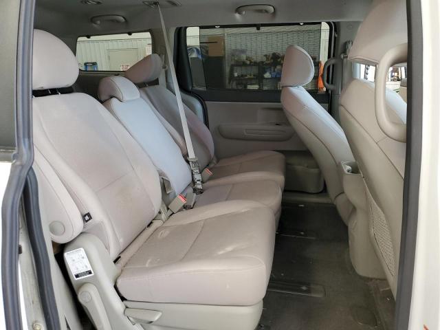 Photo 11 from auction – 2016 KIA SEDONA LX with VIN KNDMB5C11G6148596