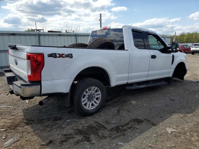 Photo 3 from auction – 2017 FORD F250 SUPER with VIN 1FT7X2B62HEC45873