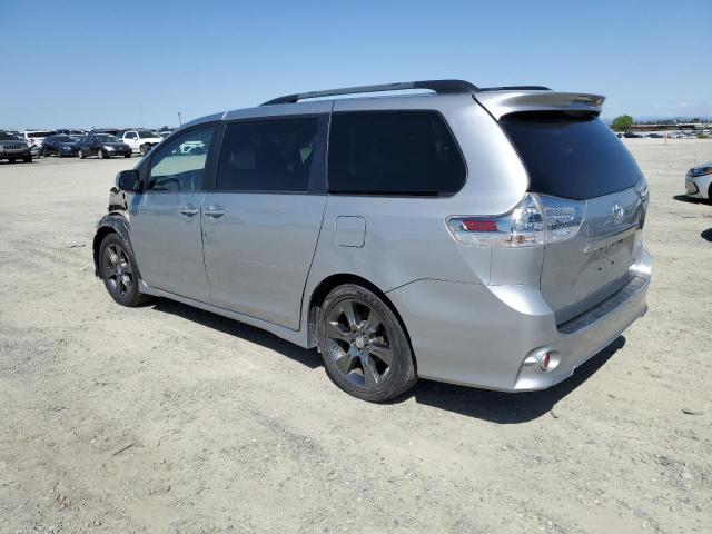 Photo 2 from auction – 2017 TOYOTA SIENNA SE with VIN 5TDXZ3DC2HS816467