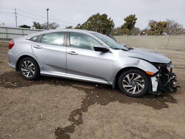 Photo 4 from auction – 2017 HONDA CIVIC EX with VIN 2HGFC2F75HH520477