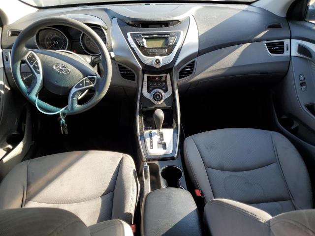 Photo 8 from auction – 2012 HYUNDAI ELANTRA GL with VIN 5NPDH4AE9CH126957