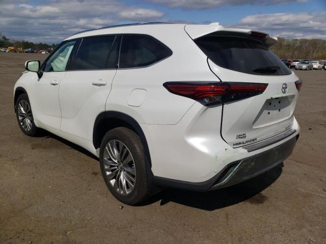 Photo 2 from auction – 2022 TOYOTA HIGHLANDER with VIN 5TDFZRBH3NS204576