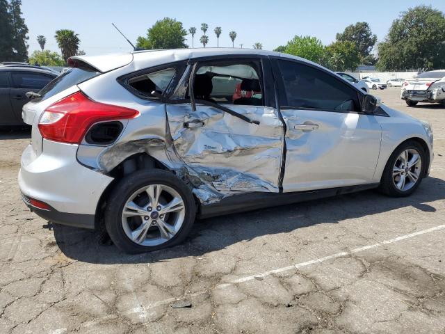 Photo 3 from auction – 2014 FORD FOCUS SE with VIN 1FADP3K25EL332685